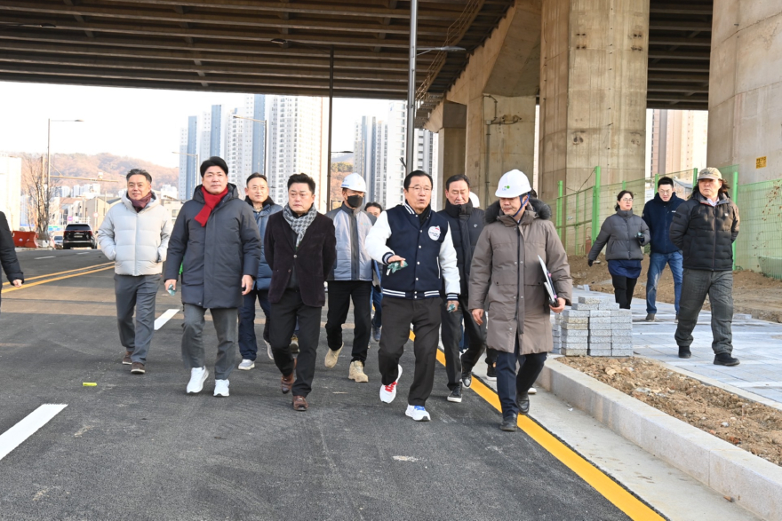 (사진3)하남시, ‘방아다리길 연결도로’ 개통, 주민 숙원 풀고 교통망 잇다.jpg
