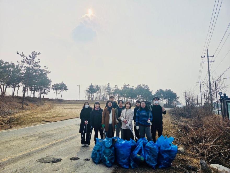 04-여주시 노인복지과, 설 명절 맞이 환경정비 실시(1).jpg