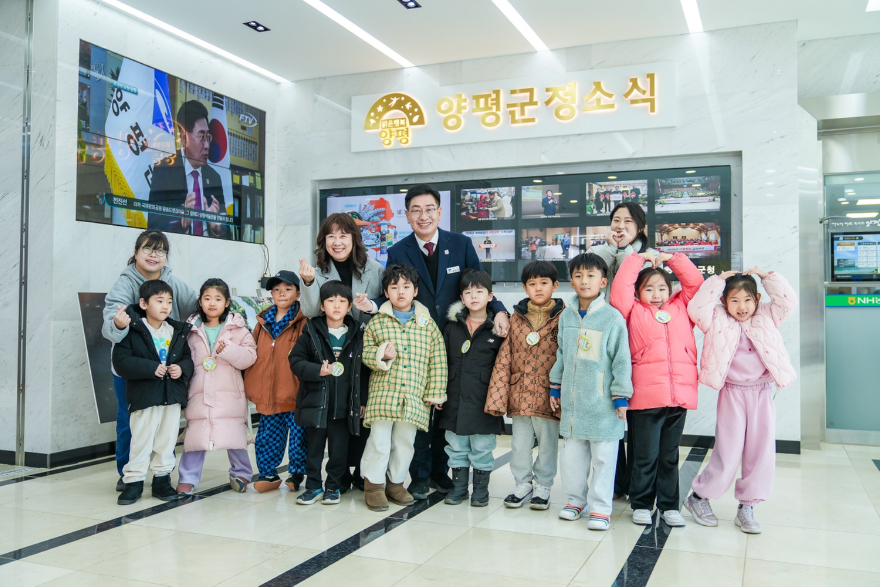 01-3 옥천어린이집 전달식.jpg