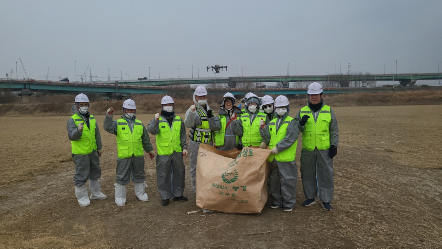 2. 고양시, 장항습지서 겨울철새 먹이 65,000kg 공급 (1).jpg