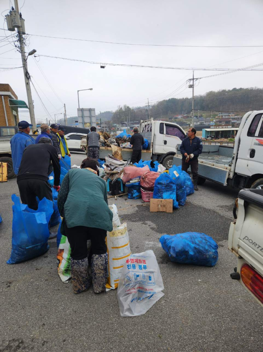 지역03-내 마을은 스스로 가꾼다! (1).jpeg