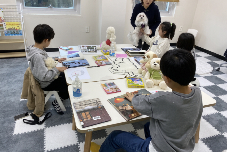 1. 고양시, ‘동물교감치유’ 도시로 (4). 동물교감치유 리딩독 프로그램.JPG