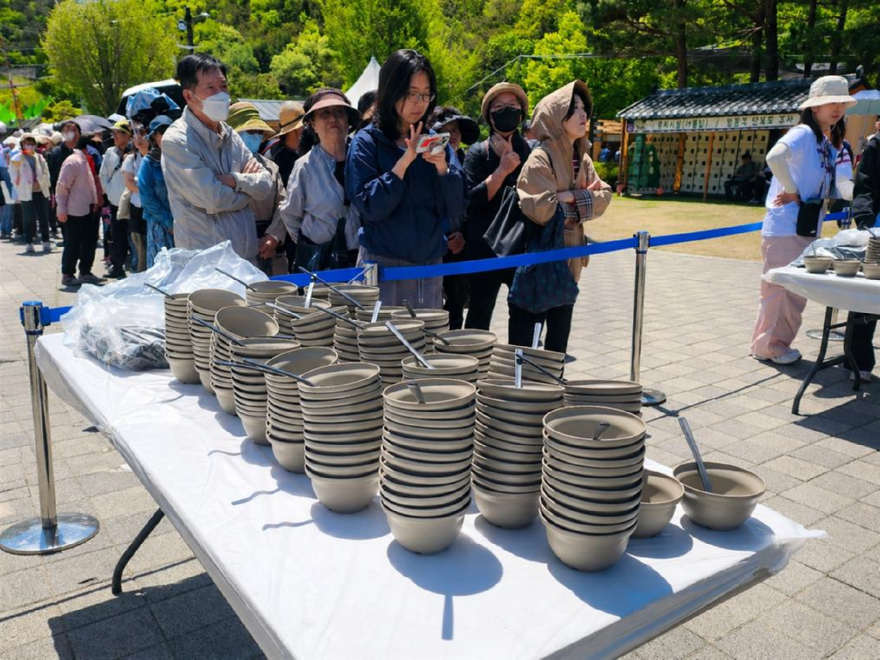 01-1 용문산 산나물축제 다회용기 사용.png