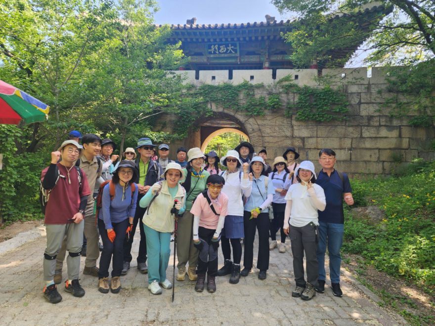 2. 고양시, 북한산성 세계유산 등재 기원 ‘시민 모니터링 현장 답사’ 성료 (2).jpg