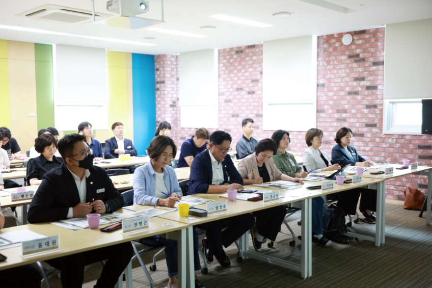 2. 교육사진 전경.jpg