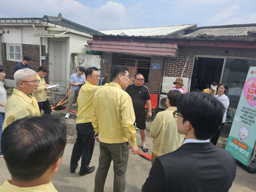 1. 민경선 고양특례시장, 집중호우 침수 피해 현장 점검 (2).jpg