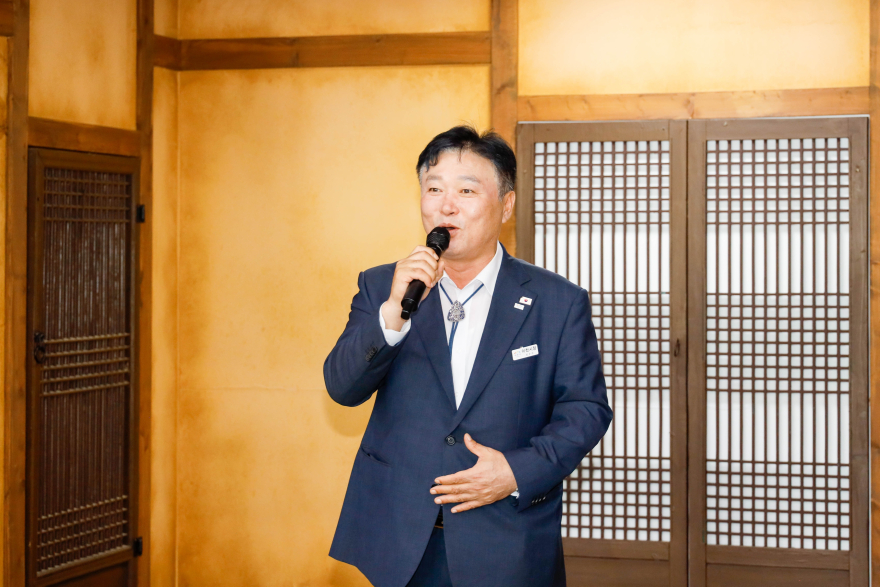 1 경기도 무형유산 거북놀이보존회, 관내 어르신 초청 경로잔치 2.jpg