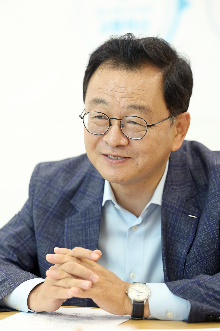 1. 고양시 도서관, 신중년 일자리‧맞춤형 독서로 문화복지 넓힌다.jpg