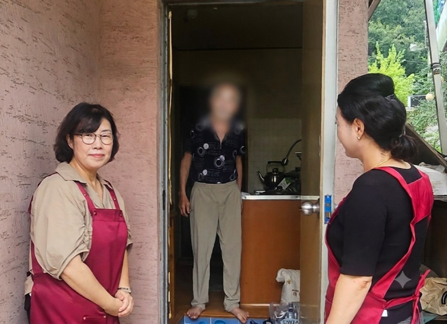 6 중리동, 고독사 위험가구에 영양듬뿍 안부배달 추진.jpg