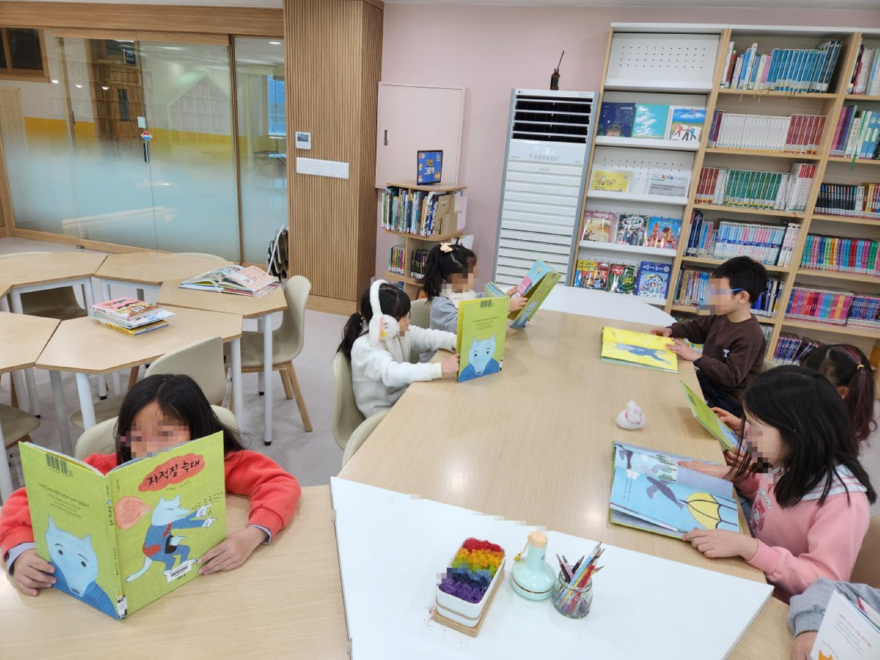 1. 고양시, 작은도서관·독서 동아리·직장‘책드림’ 활성화… 생활 밀착형 독서문화 확산 (4).jpg