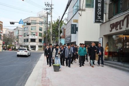 고물가 속 숨통 트이게...마포구, 소상공인 도로점용료 25% 감면