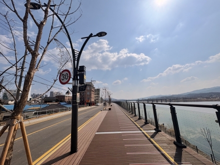 양평군, 남한강테라스 친환경 해충퇴치기 본격 가동