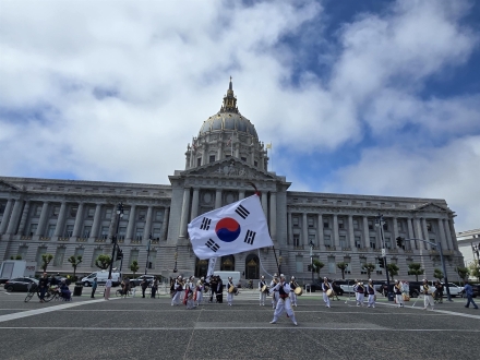 “유럽 넘어 미국, 실리콘밸리까지”… 이천통신사, 美 서부 전역에 한국의 흥 심었다