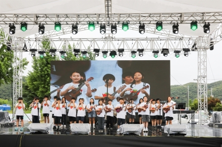 광주시, 제24회 퇴촌토마토거리축제 33만여 명 방문, 토마토 조기 완판 성황리 종료