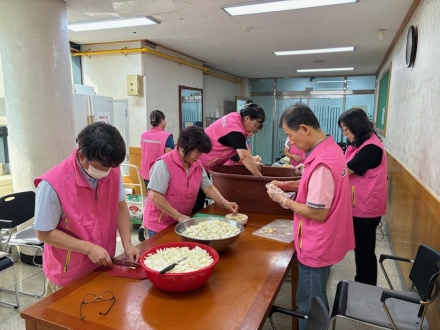 구리시 교문2동 지역사회보장협의체, 추석맞이 나눔 실천